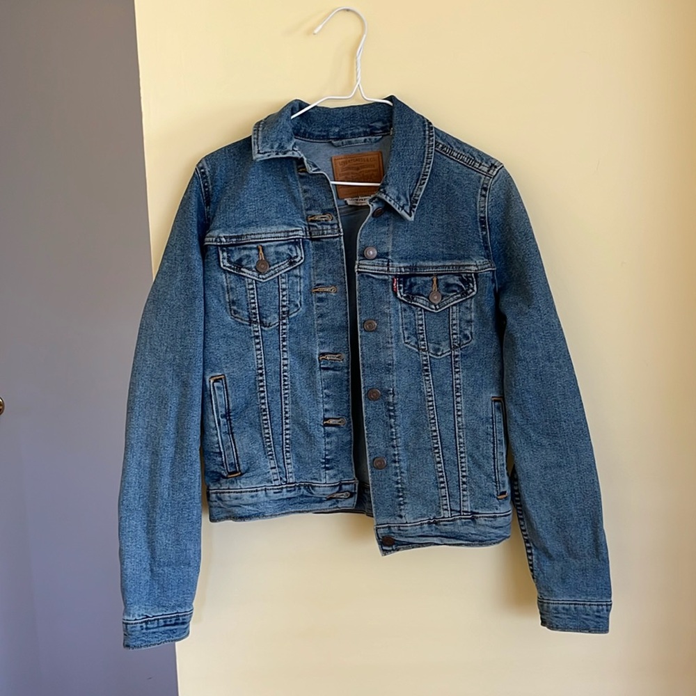 Levi’s small denim jacket, medium/light wash